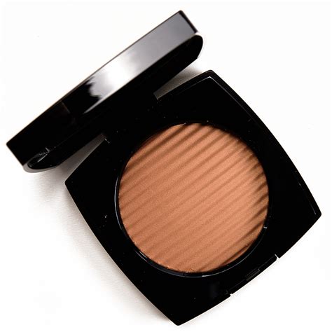 chanel les beiges 22|Chanel les beige medium deep.